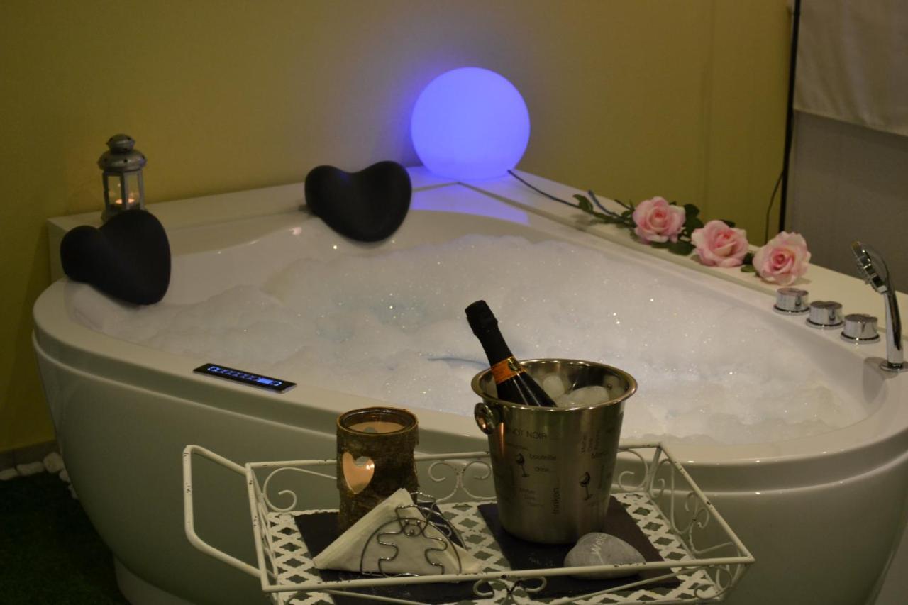 B&B Ravenna In Love Relax Conventello Exterior photo